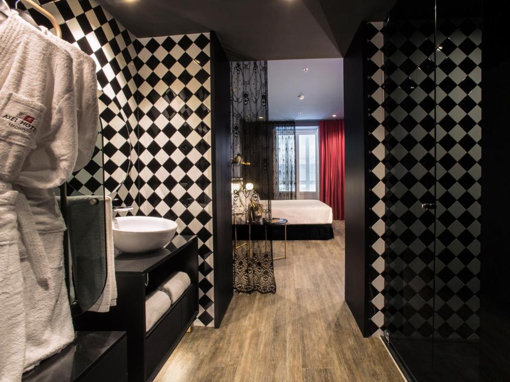 Axel Hotel Madrid - Adults Only Esterno foto