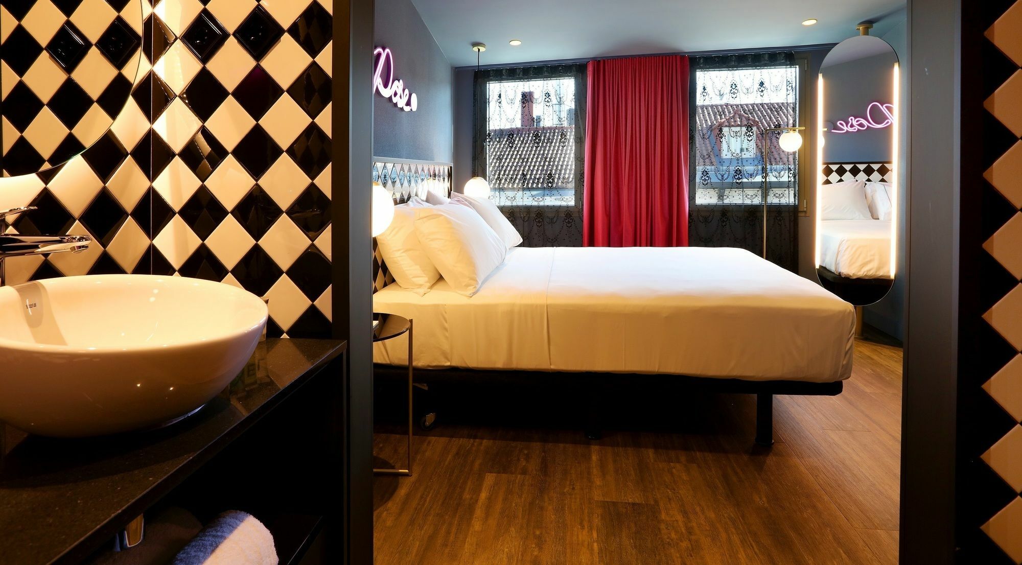 Axel Hotel Madrid - Adults Only Esterno foto