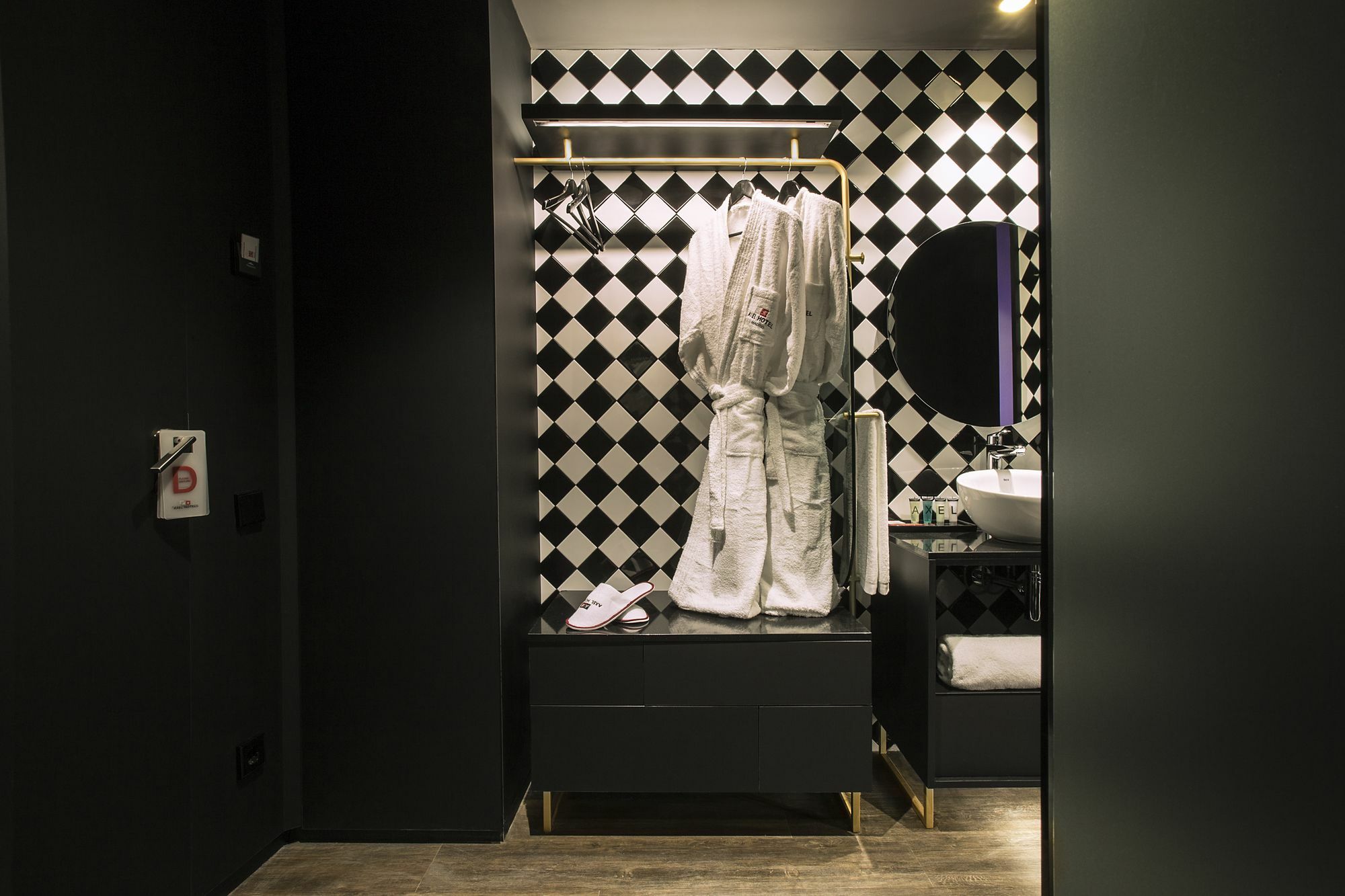 Axel Hotel Madrid - Adults Only Esterno foto